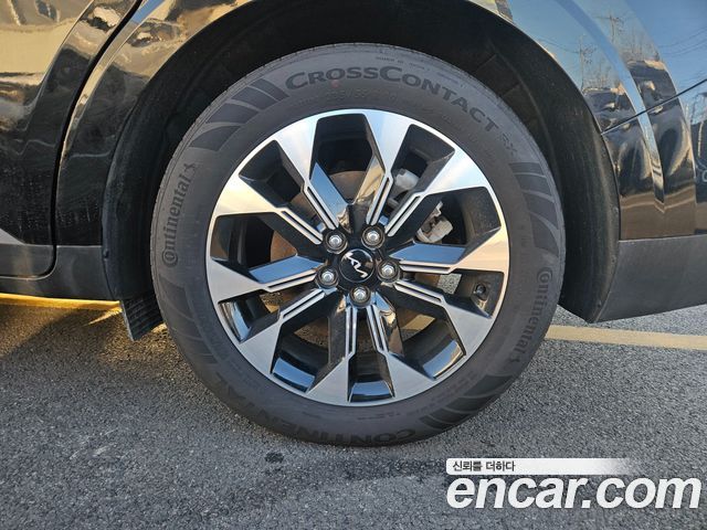 Kia Carnival (IV) Diesel 9-Seater Signature 2023 — фото 5
