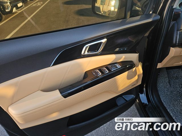 Kia Carnival (IV) Diesel 9-Seater Signature 2023 — фото 15