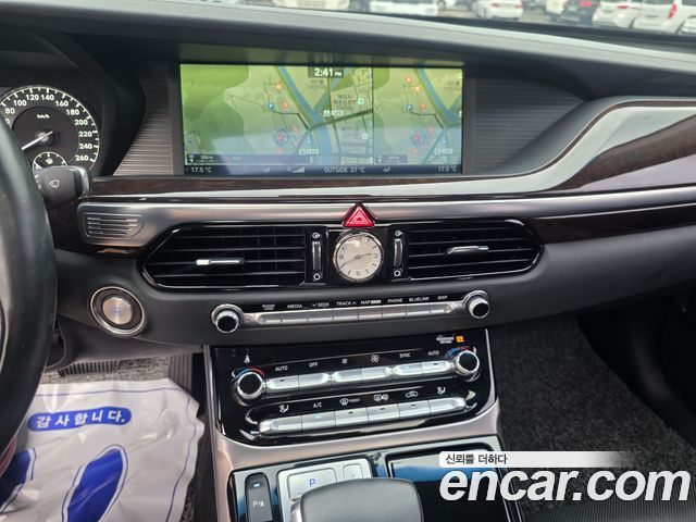 Genesis EQ900 3.8 GDI Luxury 2017 — фото 15