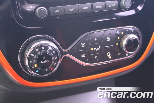 Renault Korea QM3 RE 2014 — фото 17