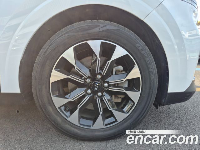 Kia Carnival (IV) Diesel 9-Seater Signature 2021 — фото 5