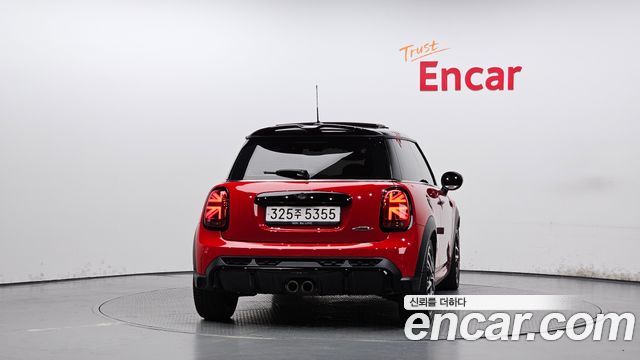 MINI Cooper S JCW 3rd Generation 2022 — фото 4