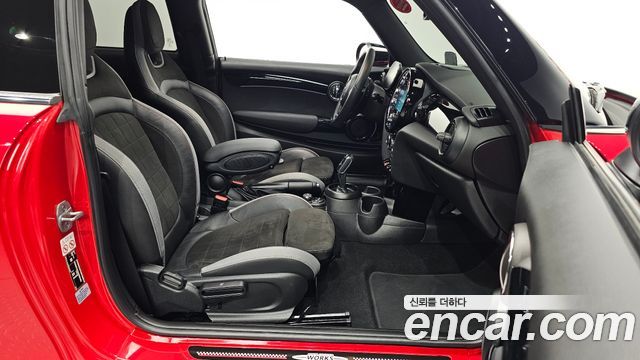 MINI Cooper S JCW 3rd Generation 2022 — фото 26