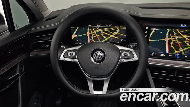 Volkswagen Touareg (III) 3.0 TDI Premium 2020 — фото 13