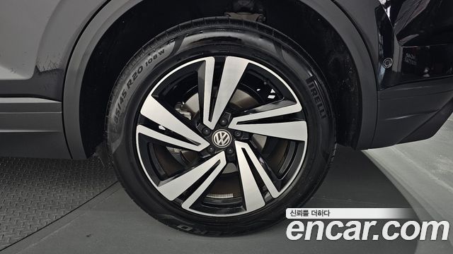 Volkswagen Touareg (III) 3.0 TDI Premium 2020 — фото 21