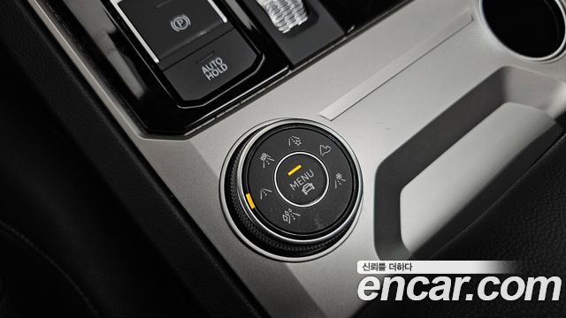 Volkswagen Touareg (III) 3.0 TDI Premium 2020 — фото 28