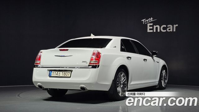Chrysler 300C 3.0 Diesel 2013 — фото 2