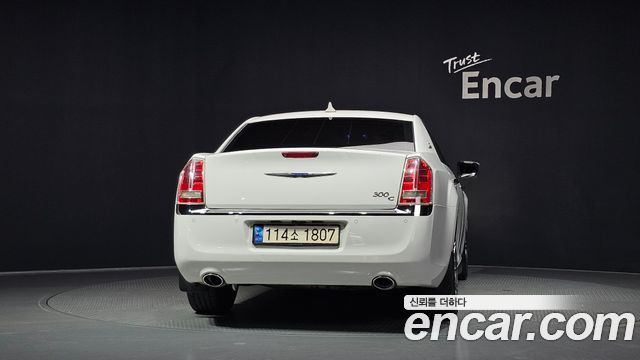 Chrysler 300C 3.0 Diesel 2013 — фото 4