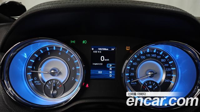 Chrysler 300C 3.0 Diesel 2013 — фото 8
