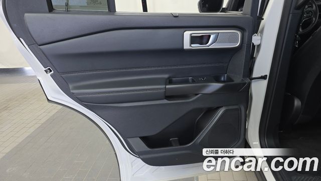 Ford Explorer (VI) 2.3 LimIted 4WD 2020 — фото 25
