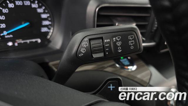 Ford Explorer (VI) 2.3 LimIted 4WD 2020 — фото 27