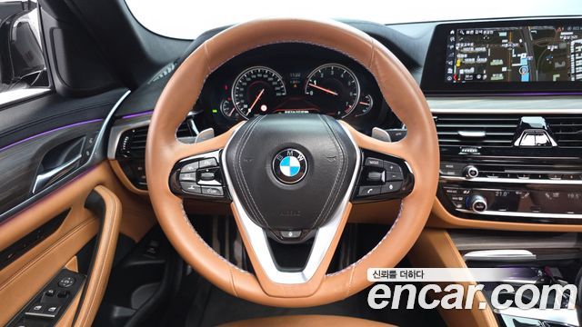 BMW 5 Series (G30) 530i xDrive M Sport Package Plus 2017 — фото 13