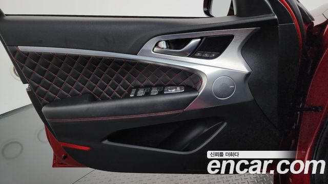 Genesis G70 2.0T AWD Sport Package 2019 — фото 24