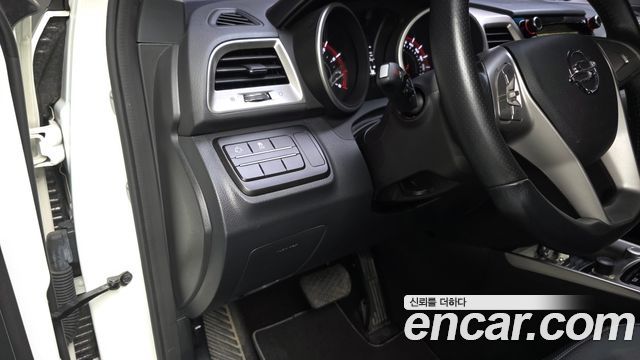 KG Mobility (SsangYong) Tivoli VX 2WD 2016 — фото 13