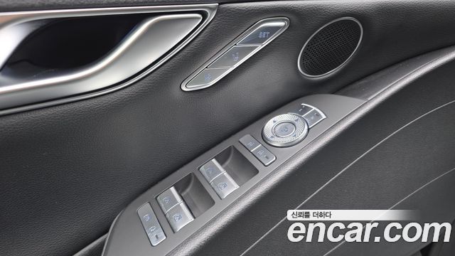 Genesis G80 (RG3) Gasoline 2.5 Turbo AWD 2021 — фото 12