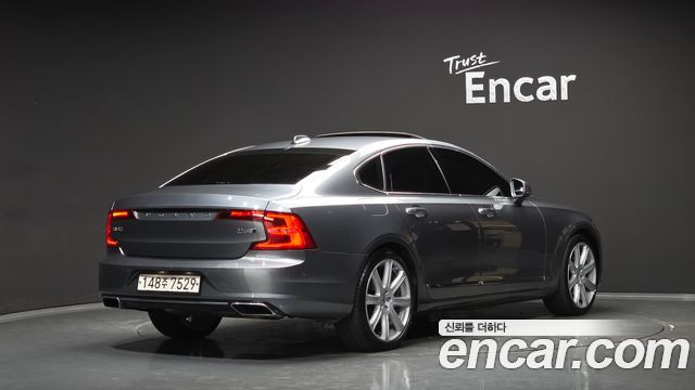 Volvo S90 D5 AWD Inscription 2019 — фото 2