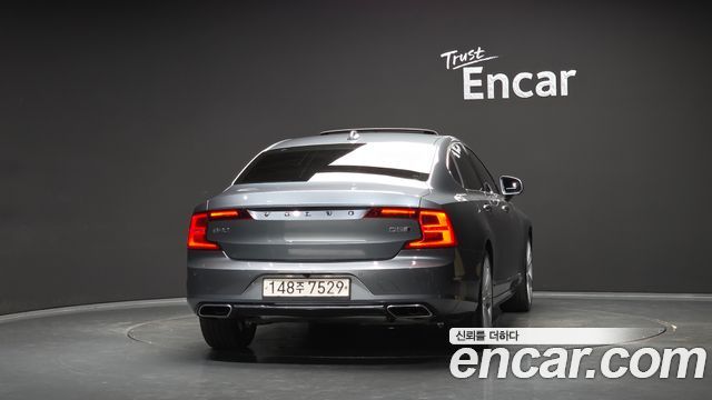 Volvo S90 D5 AWD Inscription 2019 — фото 4