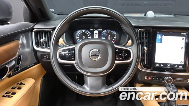 Volvo S90 D5 AWD Inscription 2019 — фото 17