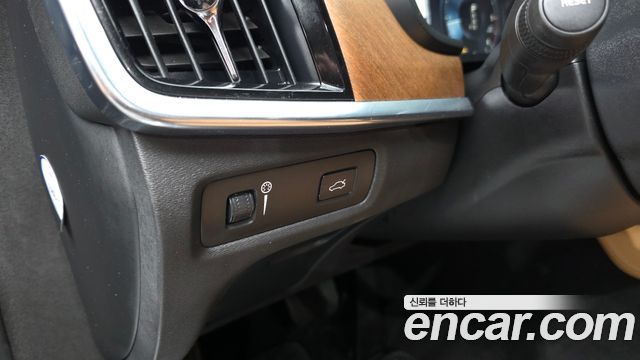 Volvo S90 D5 AWD Inscription 2019 — фото 37