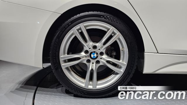 BMW 3 Series (F30) 330i M Sport Shadow 2018 — фото 5
