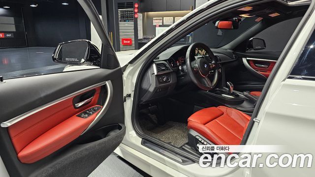 BMW 3 Series (F30) 330i M Sport Shadow 2018 — фото 10