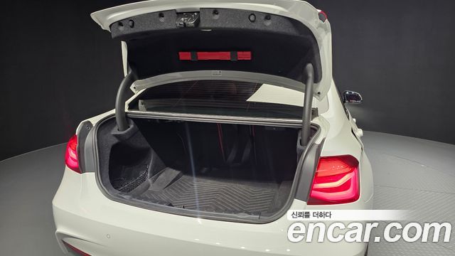 BMW 3 Series (F30) 330i M Sport Shadow 2018 — фото 20