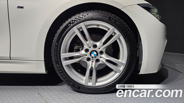 BMW 3 Series (F30) 330i M Sport Shadow 2018 — фото 21