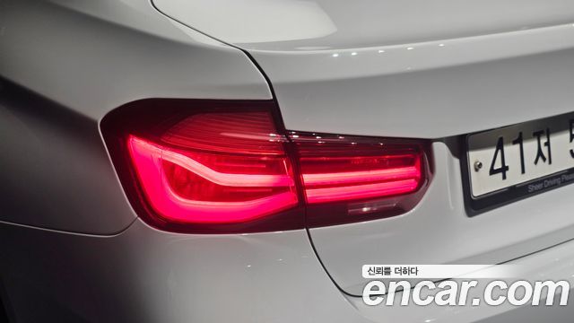 BMW 3 Series (F30) 330i M Sport Shadow 2018 — фото 23