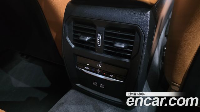 BMW 3 Series (G20) 320i M Sport 2025 — фото 31