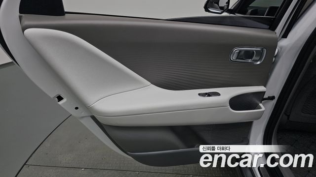 Hyundai Ioniq 6 Long Range AWD Prestige 2023 — фото 25