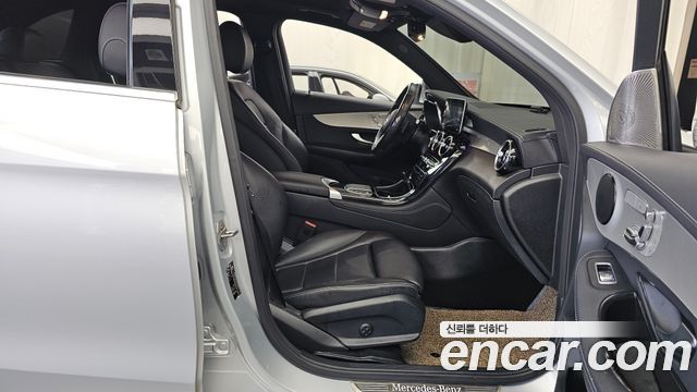 Mercedes-Benz GLC-Class (X253) GLC300e 4MATIC 2020 — фото 11