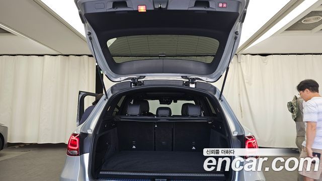 Mercedes-Benz GLC-Class (X253) GLC300e 4MATIC 2020 — фото 20