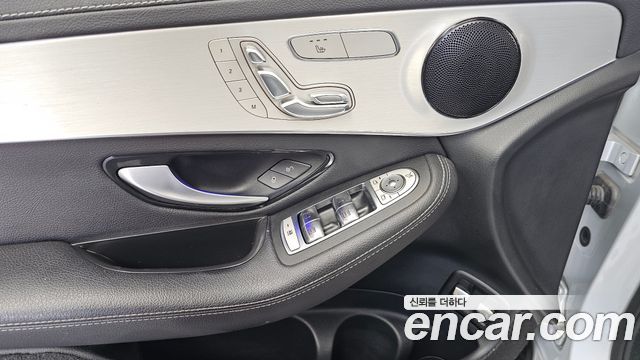 Mercedes-Benz GLC-Class (X253) GLC300e 4MATIC 2020 — фото 30