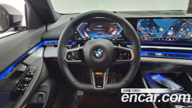 BMW 5 Series (G60) 530i xDrive M Sport 2025 — фото 16