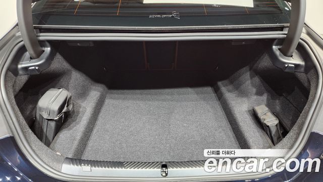 BMW 5 Series (G60) 530i xDrive M Sport 2025 — фото 24