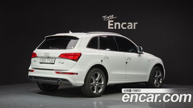 Audi Q5 45 TDI Quattro Dynamic 8R 2015 — фото 2