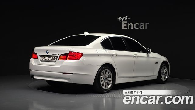 BMW 5 Series (F10) 520d 2011 — фото 2