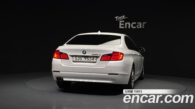 BMW 5 Series (F10) 520d 2011 — фото 4