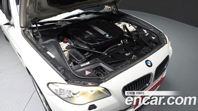 BMW 5 Series (F10) 520d 2011 — фото 6