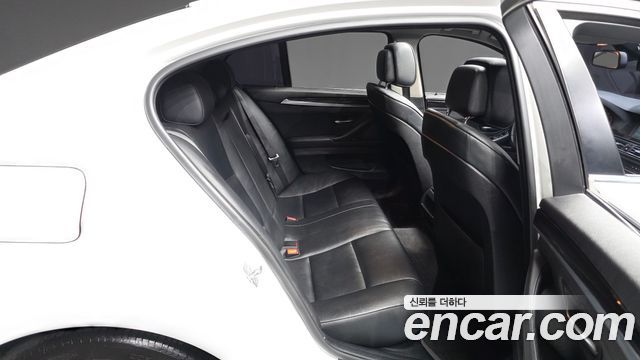 BMW 5 Series (F10) 520d 2011 — фото 16