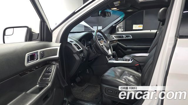 Ford Explorer 3.5 Limited 4WD 5th 2015 — фото 10