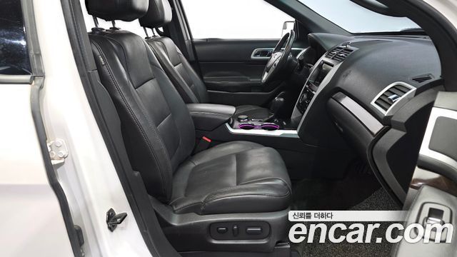 Ford Explorer 3.5 Limited 4WD 5th 2015 — фото 12