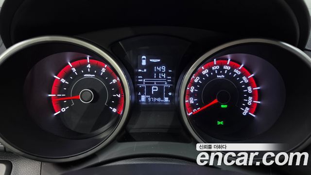 KG Mobility (SsangYong) Tivoli VX 2WD 2016 — фото 8