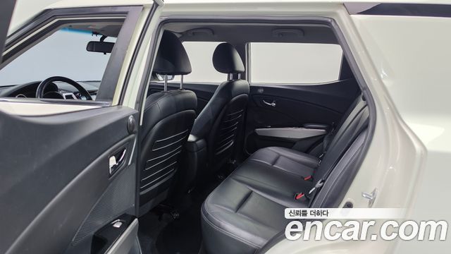 KG Mobility (SsangYong) Tivoli VX 2WD 2016 — фото 11