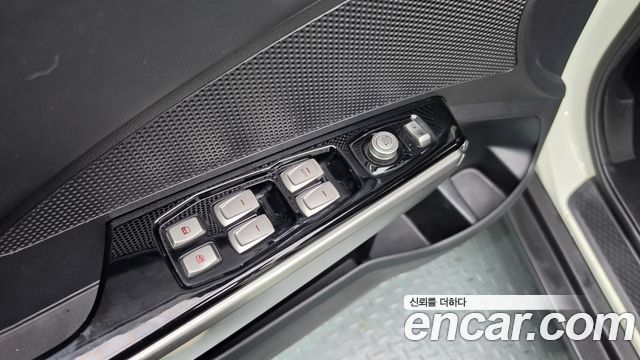 KG Mobility (SsangYong) Tivoli VX 2WD 2016 — фото 20