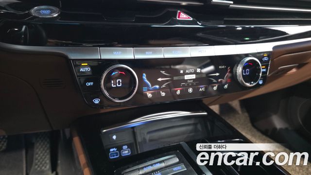 Genesis G80 (RG3) Gasoline 2.5 Turbo AWD 2021 — фото 17