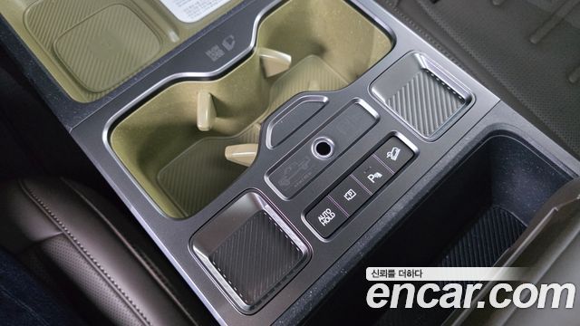 Kia Tasman 2.5T Gasoline 2WD Extreme 2026 — фото 30