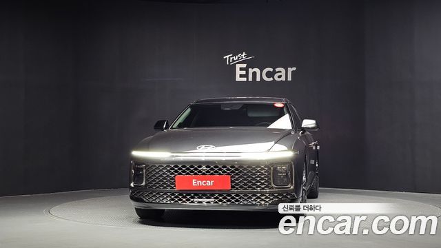 Hyundai Grandeur (GN7) 3,5 Gasoline 4WD Calligraphy 2025 — фото 3