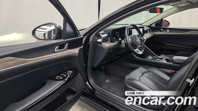 Kia K5 (III) 2.0 Noblesse 2022 — фото 10