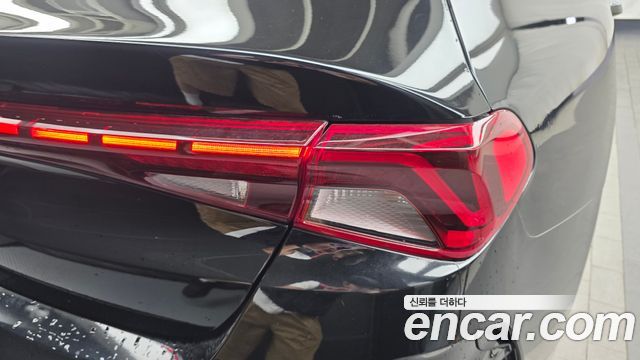 Kia K5 (III) 2.0 Noblesse 2022 — фото 23